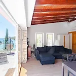 Nice Home In Vela Luka With Wifi Hébergement de vacances Vela Luka