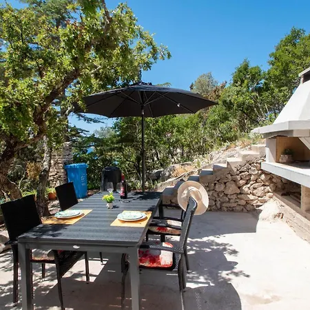 Nice Home In Vela Luka With Wifi Hébergement de vacances *