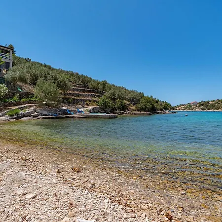 Nice Home In Vela Luka With Wifi Hébergement de vacances Vela Luka