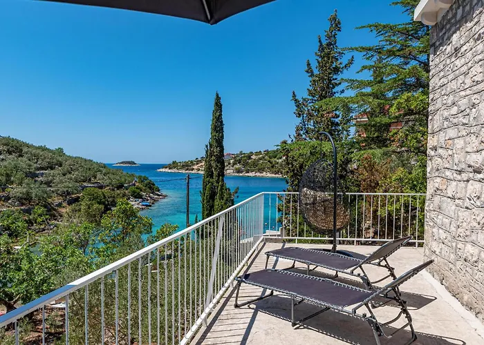 Gorgeous In With Wifi