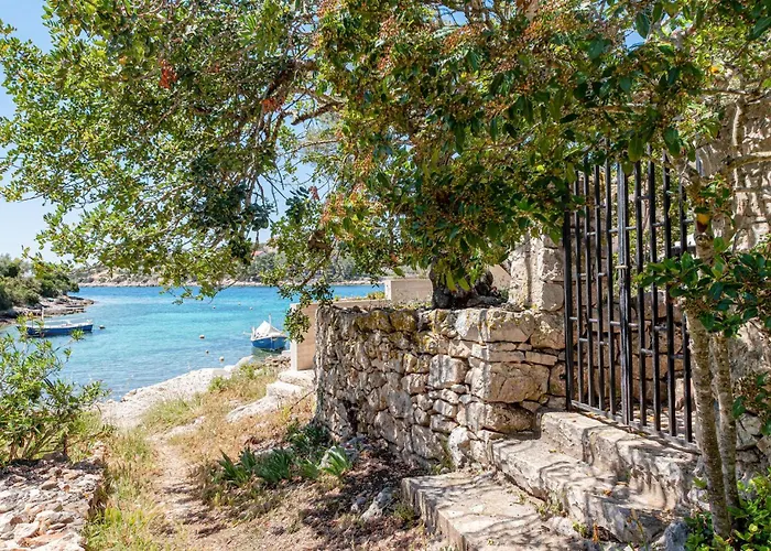 Gorgeous In With Wifi